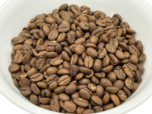 Load image into Gallery viewer, Colombia Supremo | Medium Roast | WHOLE BEAN 12 OZ
